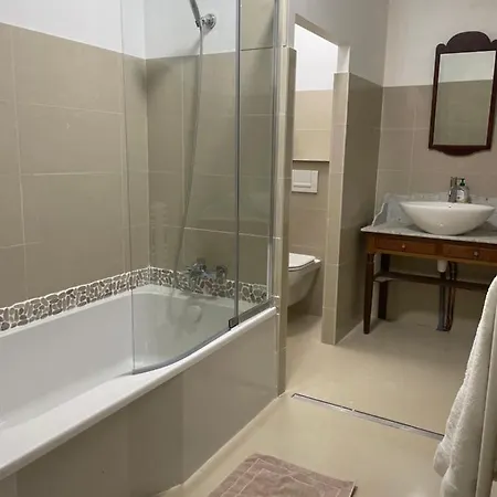 בית נופש La Maison Du Petit Jacques - Mirabelle *